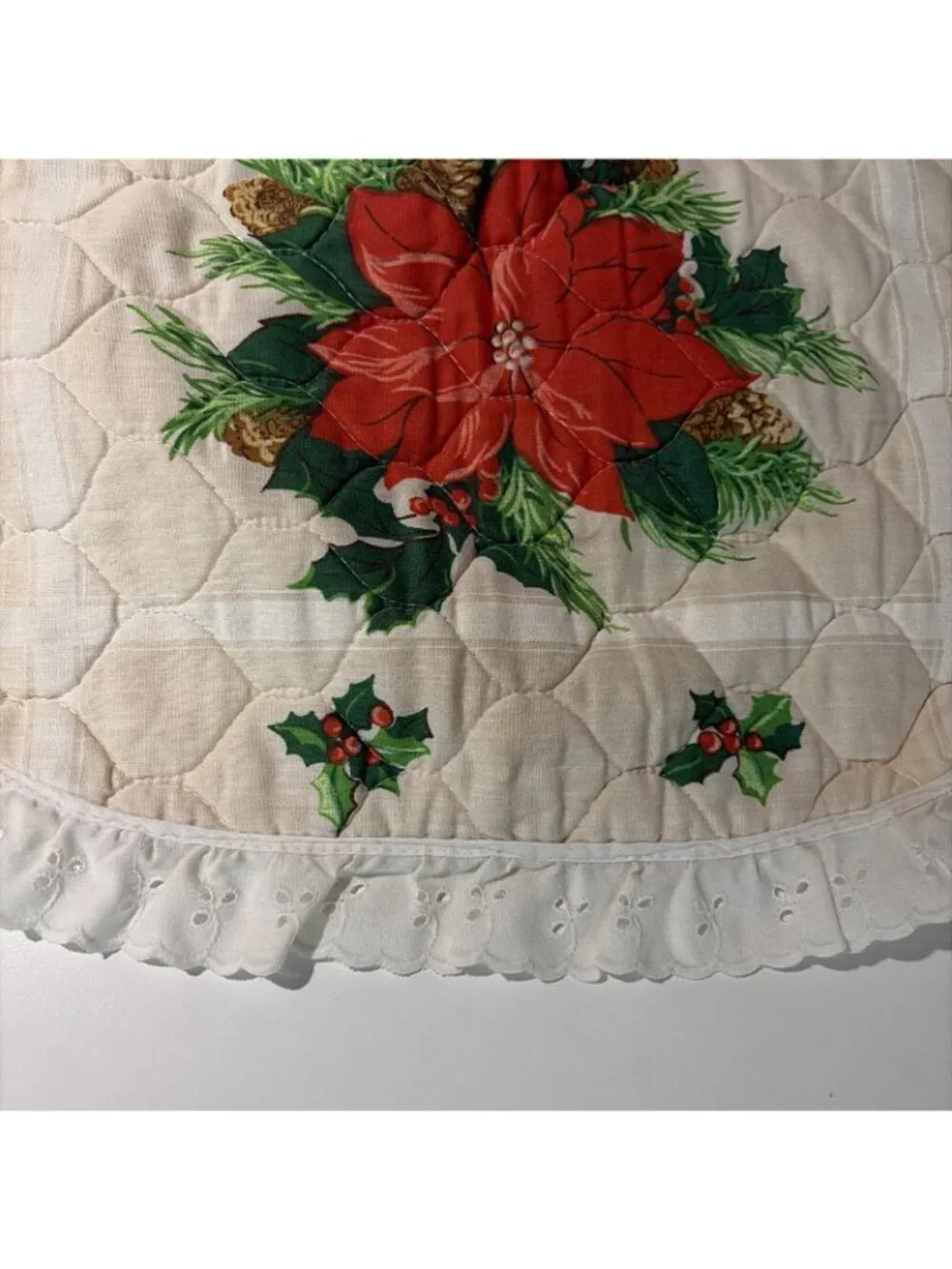 VTG Handmade Quilted Christmas Placemats Set of 6 Poinsettia Holiday Cottagecore